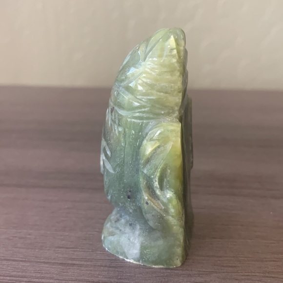 Buddha Statuette - Carved Gemstone - Picture 6 of 7